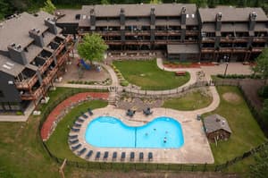 thumbnail: Outdoor pool