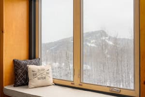 thumbnail: Mountain view
