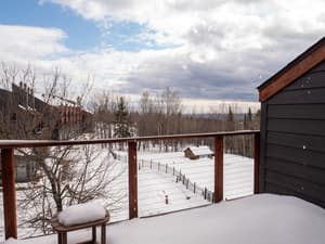 thumbnail: Balcony view