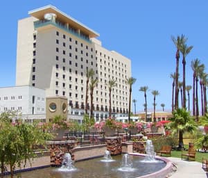 thumbnail: Exterior