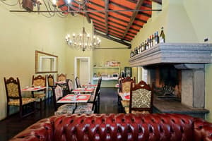 thumbnail: Interior