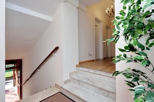 thumbnail: Interior