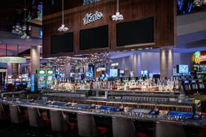thumbnail: Bar (on property)