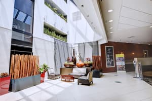thumbnail: Exterior