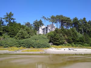 thumbnail: Exterior