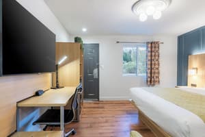 thumbnail: Room