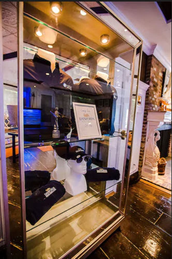 Gift shop