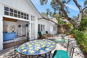 thumbnail: Lantana Cottage