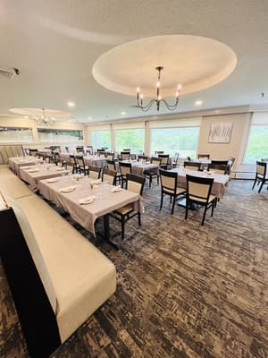 thumbnail: Restaurant