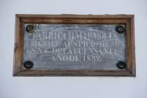 thumbnail: Exterior detail