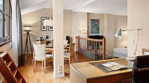 thumbnail: Living area