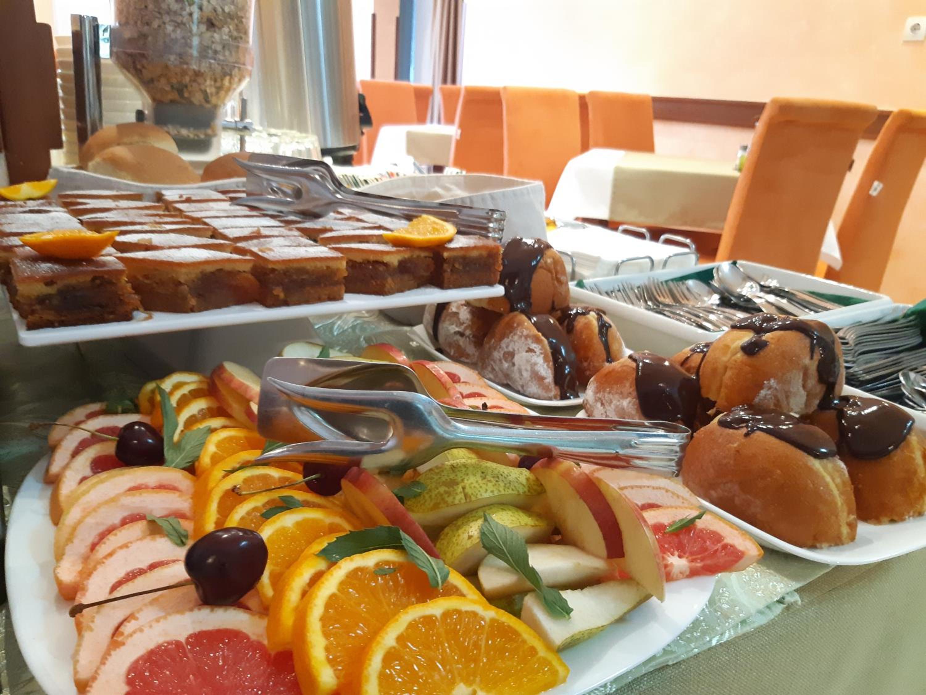 Restaurant-cafeteria