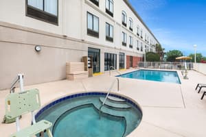 thumbnail: Pool