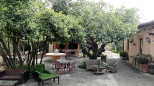 thumbnail: Courtyard