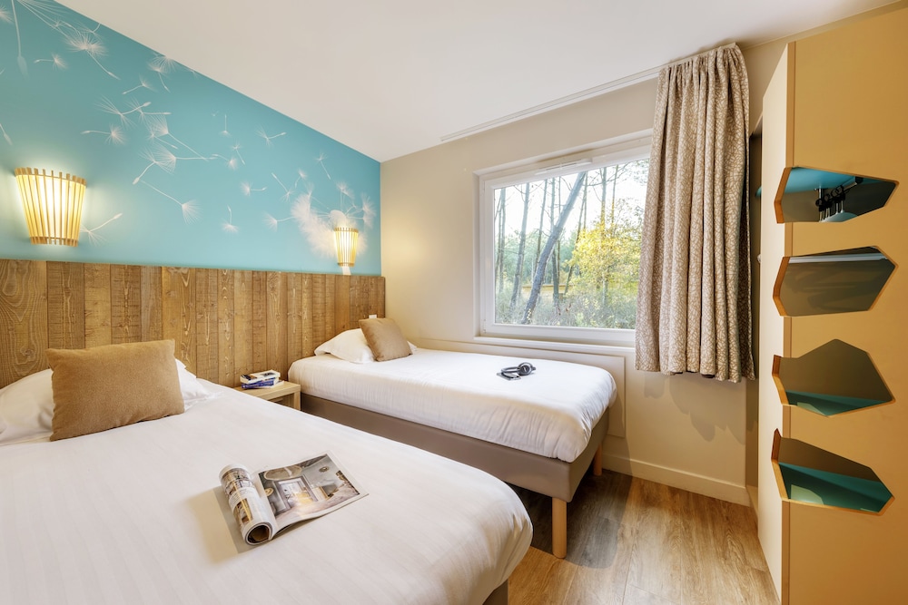 Children's theme room