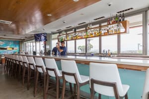 thumbnail: Bar (on property)
