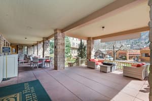 thumbnail: Terrace/patio