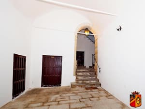 thumbnail: Interior