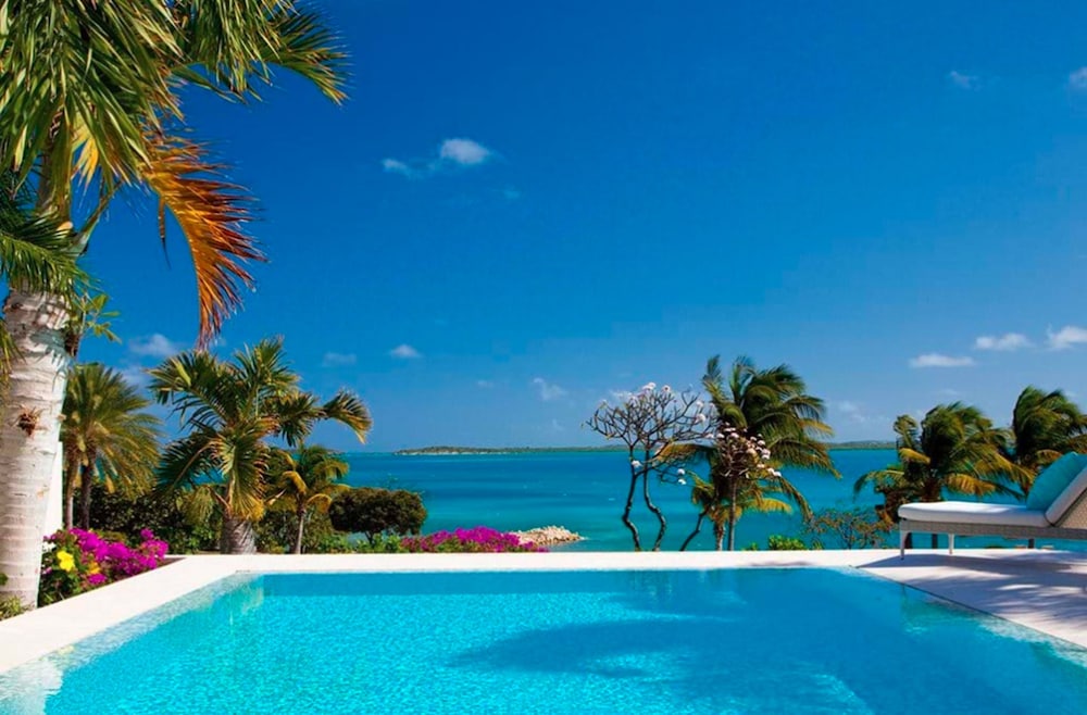 Private pool