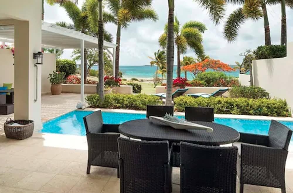 Private pool