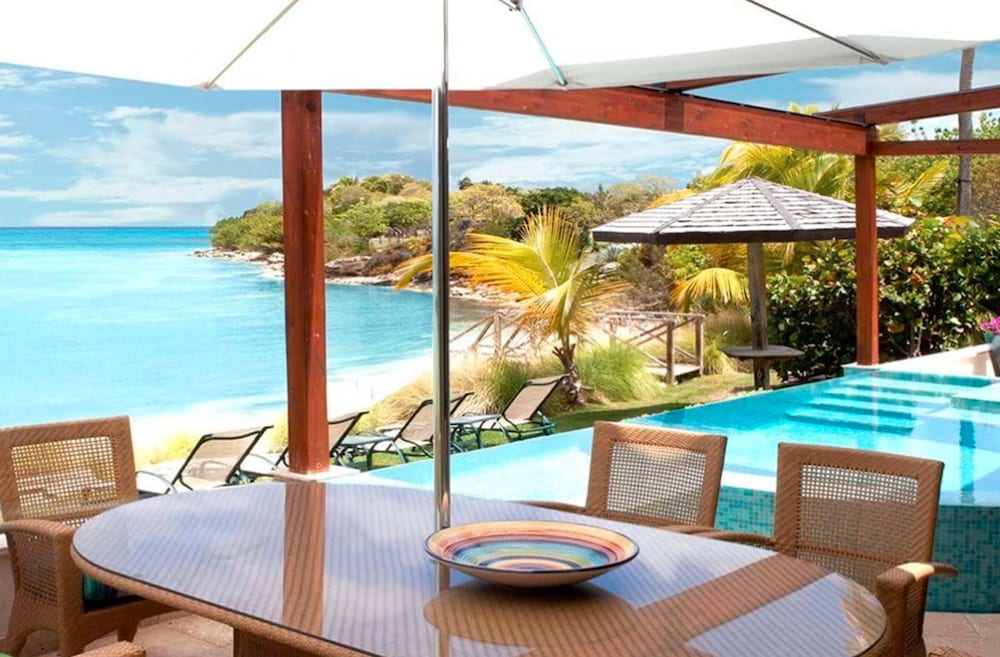 Private pool