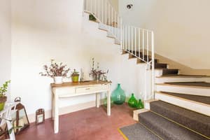 thumbnail: Interior detail