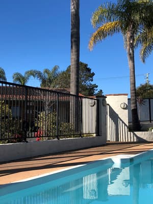 thumbnail: Outdoor pool