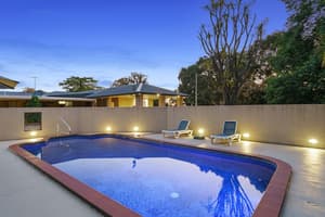thumbnail: Outdoor pool