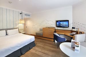 thumbnail: Room