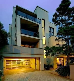 thumbnail: Exterior