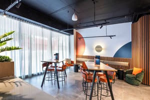 thumbnail: Bar (on property)