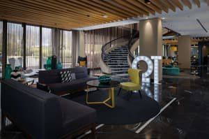 thumbnail: Interior entrance