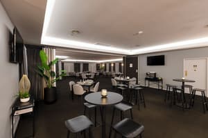thumbnail: Breakfast area
