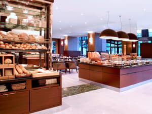 thumbnail: Breakfast area