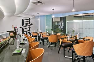 thumbnail: Restaurant