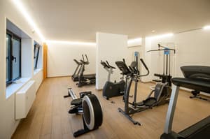 thumbnail: Gym