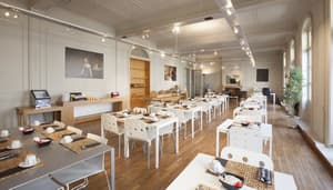 thumbnail: Breakfast area