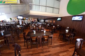 thumbnail: Bar (on property)