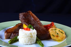 thumbnail: Restaurant