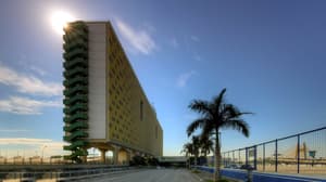 thumbnail: Exterior