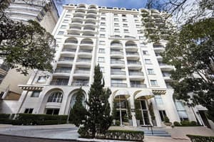 thumbnail: Exterior