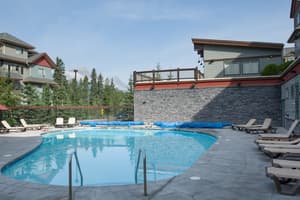 thumbnail: Outdoor pool