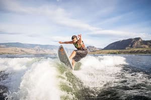 thumbnail: Surfing/boogie boarding