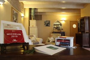 thumbnail: Interior entrance