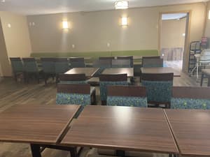 thumbnail: Breakfast area