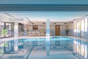 thumbnail: Pool