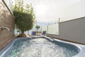thumbnail: Terrace/patio
