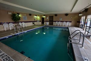 thumbnail: Pool