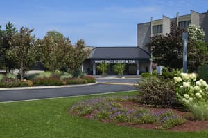 thumbnail: Front of property