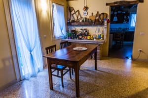 thumbnail: Interior